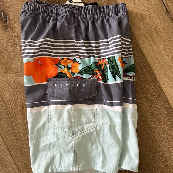 NWT Rip Curl Boys Board Shorts Swim Trunks Sz 10 And 12 - Picture 3 of 4